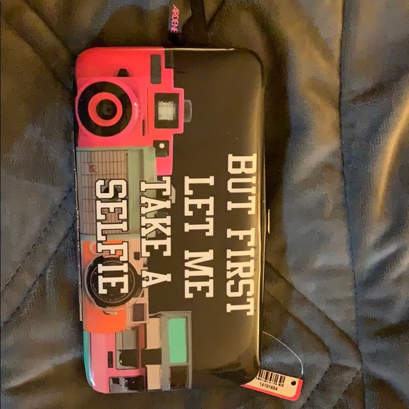 Wallet case - Picture 1 of 3